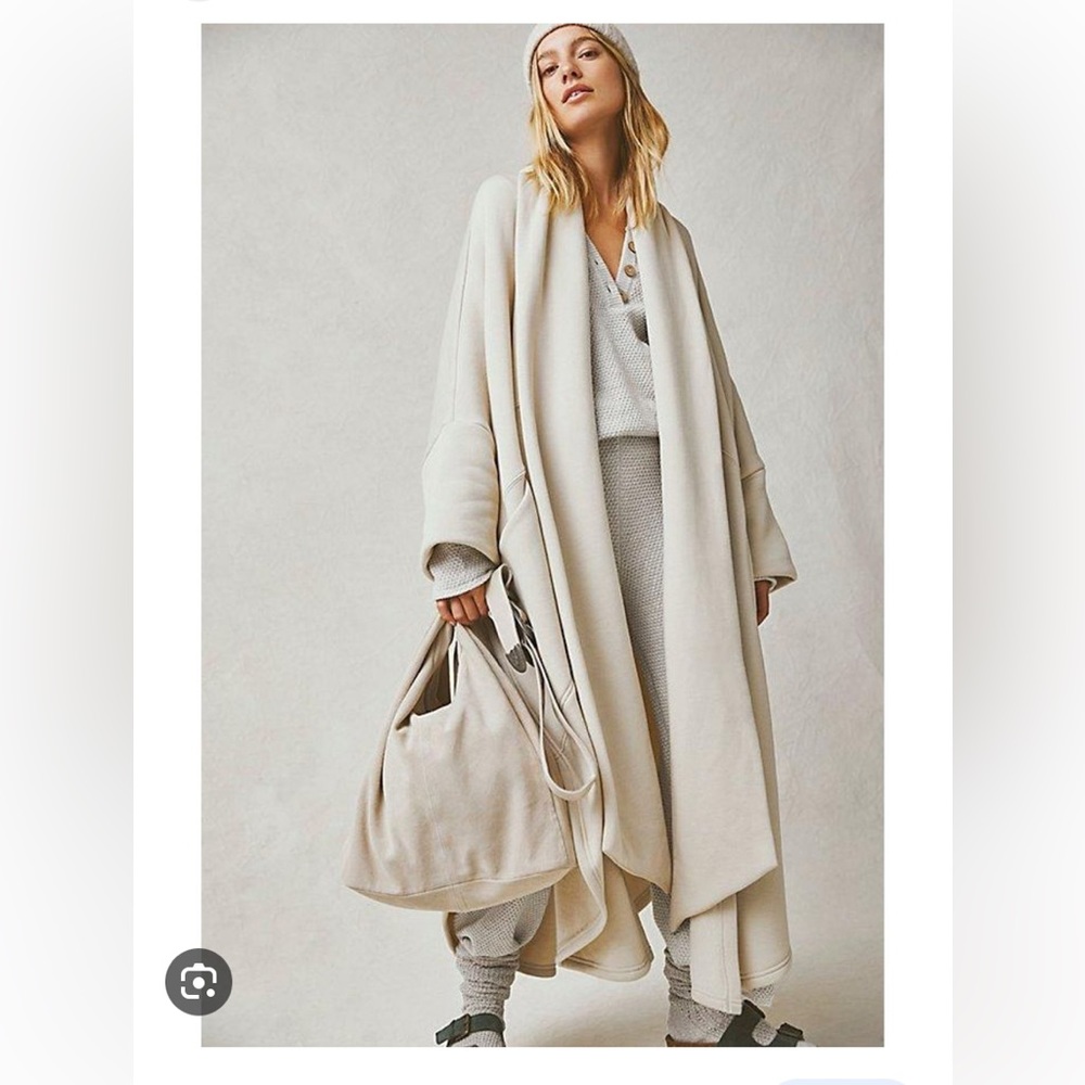 Free People in flight Poncho -NWT
